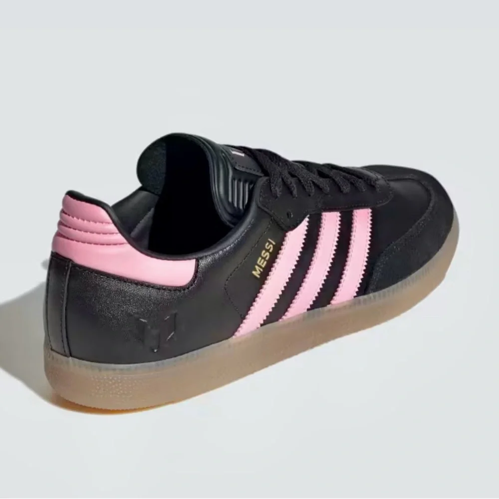 NIB ADIDAS MESSI SAMBA MENS INDOOR SOCCER LEATHER SHOES CORE BLACK/PINK SZ10 - Picture 10 of 17
